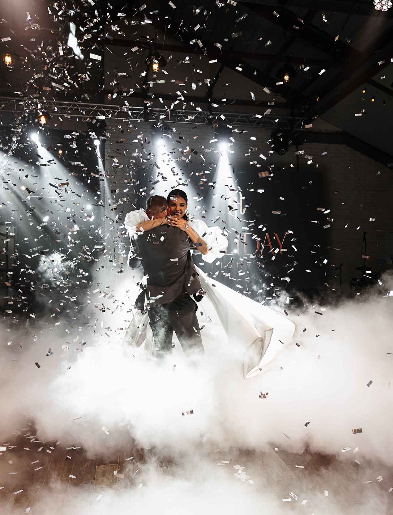 Веселые люди на мероприятии